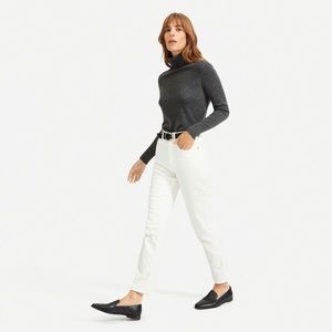 Everlane The Cheeky Straight Jean in Bone